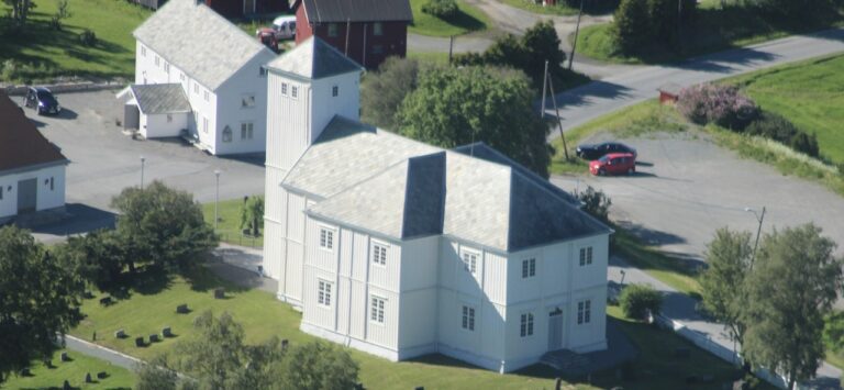 Jubileumsgudstjeneste – Malvik kirke 175 år (+)