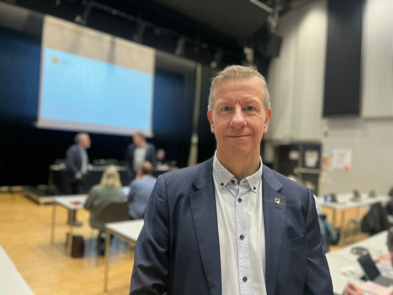 – Vi er på rett vei, sier kommunedirektør Stig Roald Amundsen. Arkivfoto: Vanja Holst